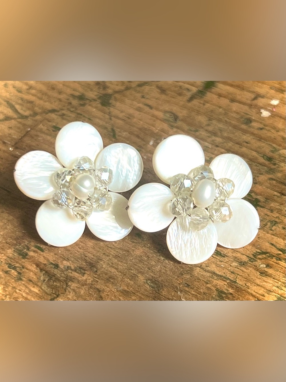 NWT Designer Pearl Flower Earrings
